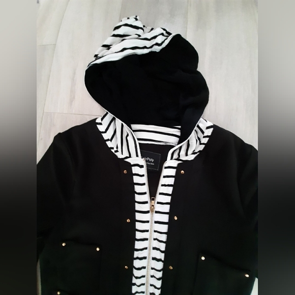 Jacket - Picture 3 of 4